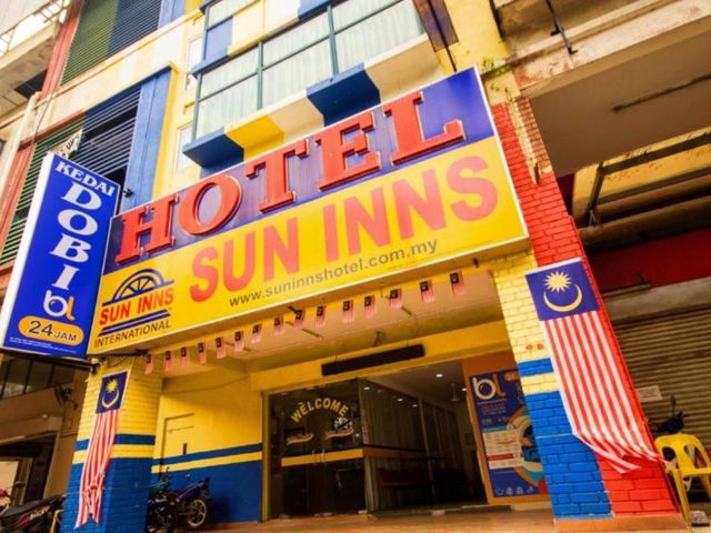 Sun Inns Hotel Batu Caves — 1.9 km away from Batu Caves