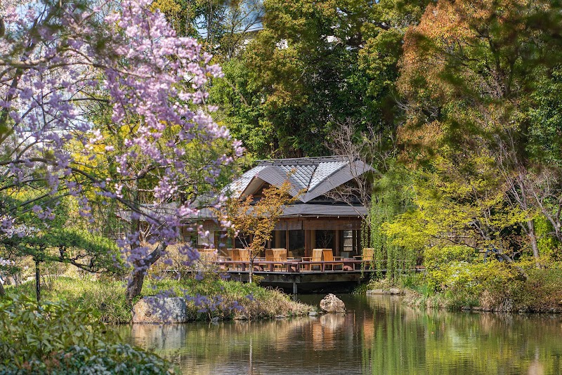 Four Seasons Hotel Kyoto — Higashiyama-Sanjusangendo