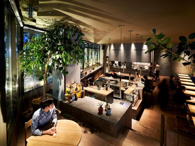 THE REIGN HOTEL KYOTO — 1.1 km away from Fushimi Inari Shrine