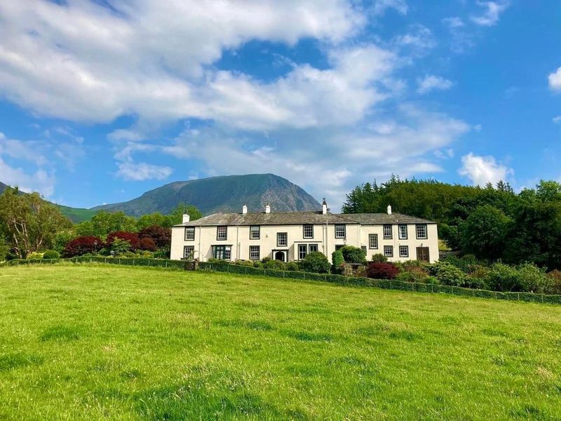 Scale Hill Hotel — Loweswater