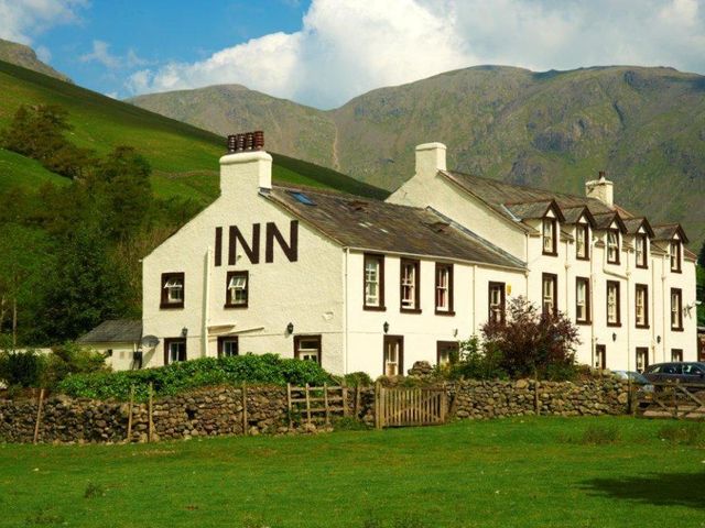 The Wasdale Head Inn & Apartments — 3.2 km away from Scafell Pike Lake District