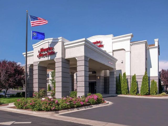 Hampton Inn & Suites Carson City — 13.3 km away from Sand Harbor Lake Tahoe