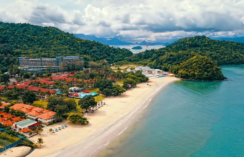 Holiday Villa Resort & Beachclub Langkawi — Pantai Tengah