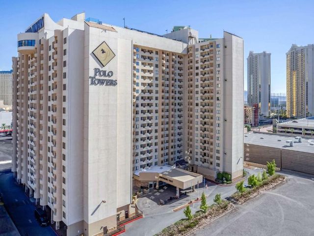 Hilton Vacation Club Polo Towers Las Vegas — 250 m away from MGM Grand Garden Arena