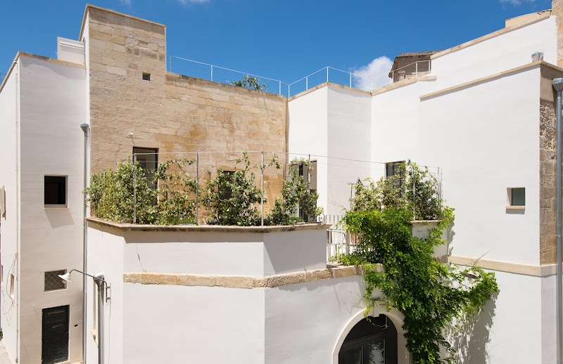 Palazzo de Noha — Centro Storico