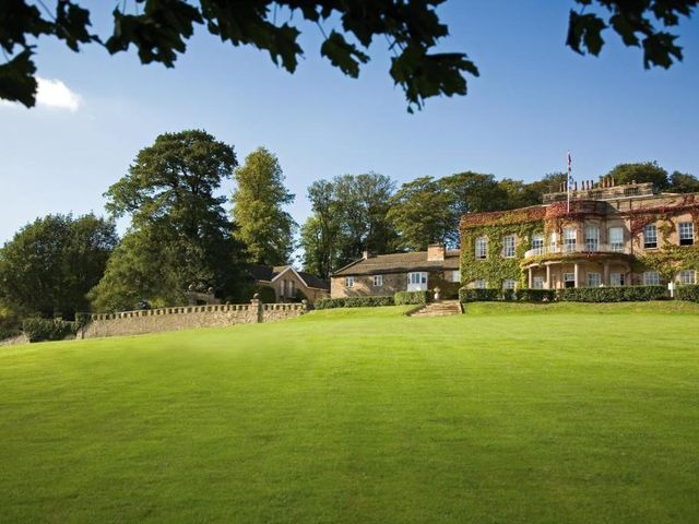 Wood Hall Hotel & Spa — 6.9 km away from Leeds Festival