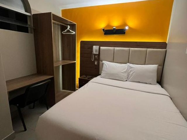 Residencial Alfa Hotel — 2.4 km away from Larco Museum