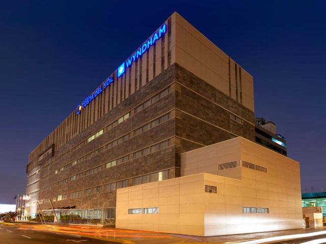 Wyndham Costa del Sol Lima Airport — 1.3 km from the airport