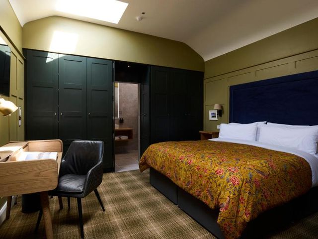 Doolin Inn — 5.4 km away from Cliffs of Moher from Limerick