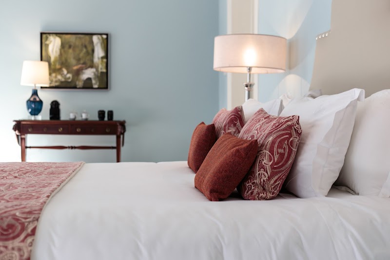 DEAR Lisbon – Palace — Chiado