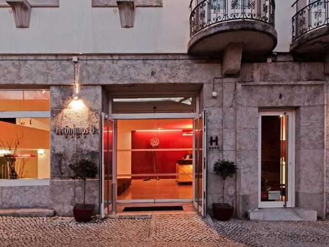Hotel Jeronimos 8 — 1.2 km away from Belem Tower