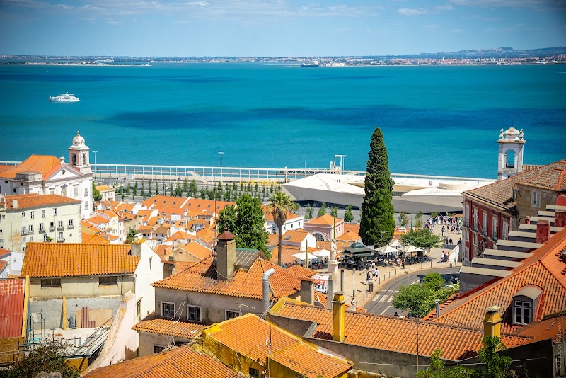 Palácio Belmonte — Alfama / Castle