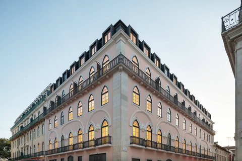 The Ivens — Chiado