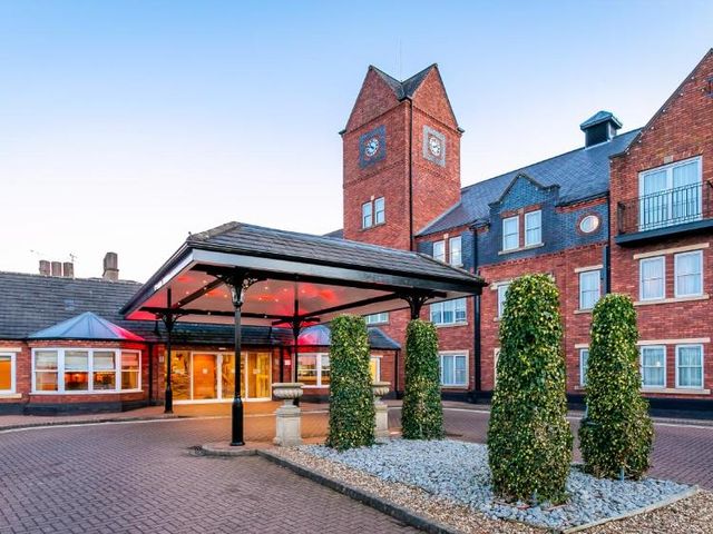The Park Royal Hotel & Spa — 3.9 km away from Creamfields