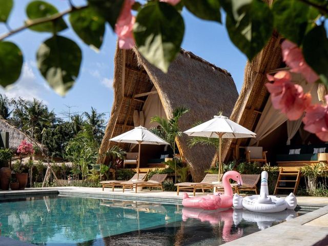 Dejama Glamping Resort Lombok — 3.5 km away from Kuta Lombok Beach