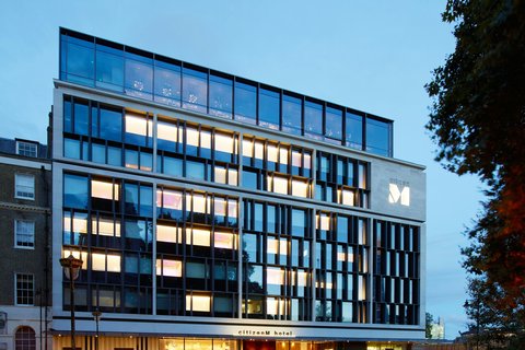 citizenM Tower Hill — Tower Hill (E1)