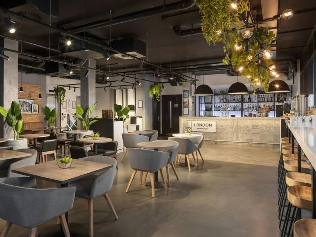 Four Points Flex by Sheraton London Shoreditch East — 1.5 km away from Lovebox Festival