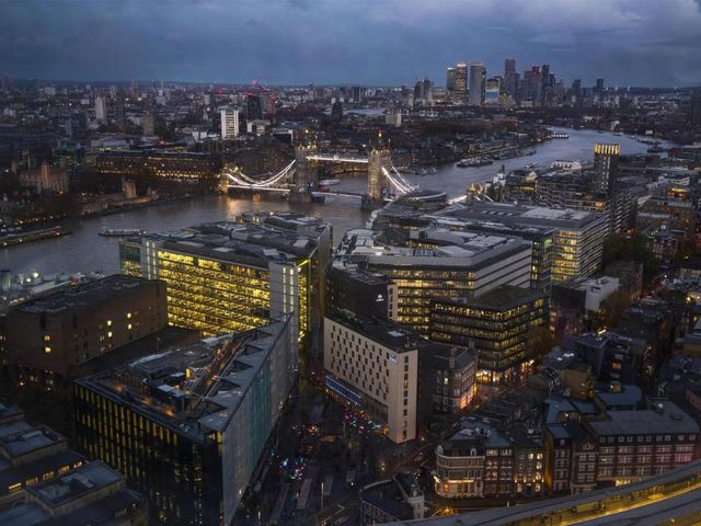 Hilton London Tower Bridge — 500 m away from Tower Bridge