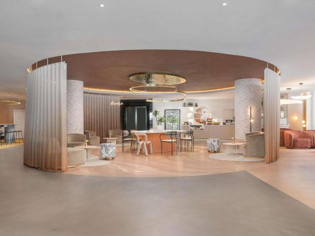 ibis London Earls Court — 700 m away from Stamford Bridge