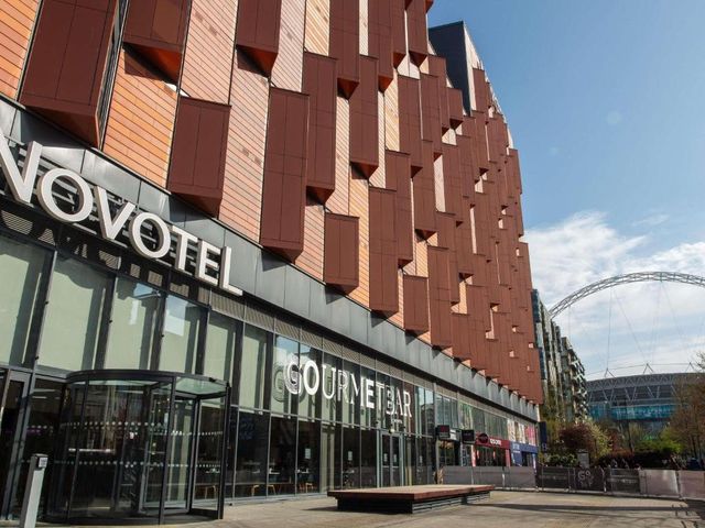 Novotel London Wembley — 600 m away from Wembley Stadium
