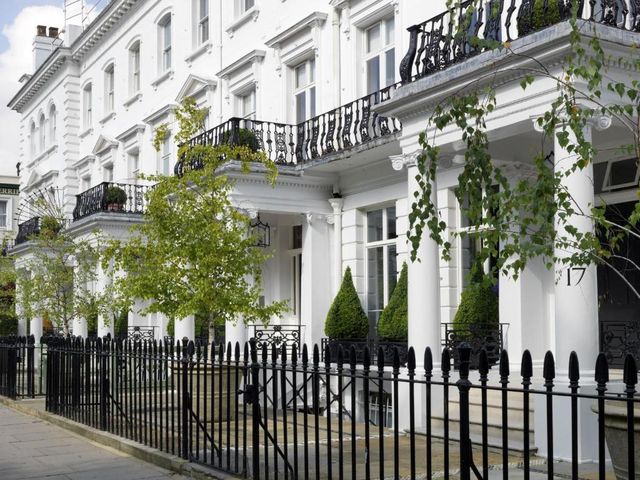 Number Sixteen, Firmdale Hotels — 300 m away from The Royal Marsden Hospital