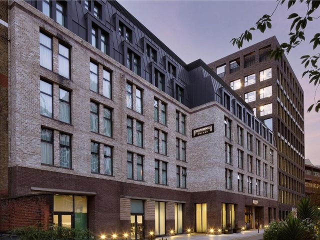Staybridge Suites London-Vauxhall by IHG — 700 m away from Oval Cricket Ground