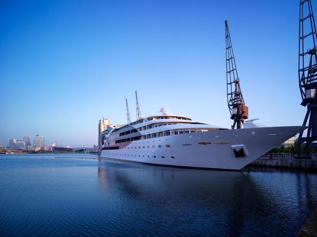 Sunborn London Yacht Hotel — 300 m away from AWS Summit London