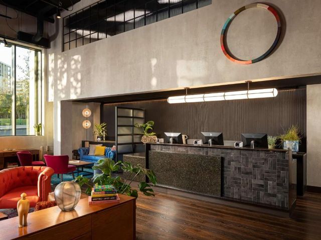 The Gantry London, Curio Collection By Hilton — 2 km away from All Points East