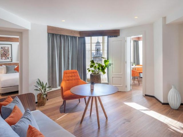 The Level at Meliá White House — 600 m away from Frieze London