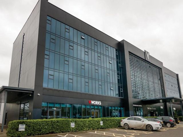 Village Hotel Farnborough — 700 m away from Farnborough International Airshow