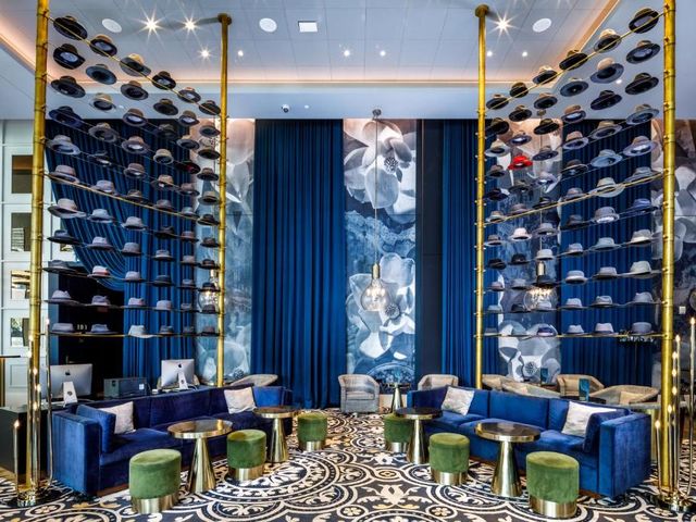 Hotel Indigo Los Angeles Downtown by IHG — 500 m away from Crypto.com Arena