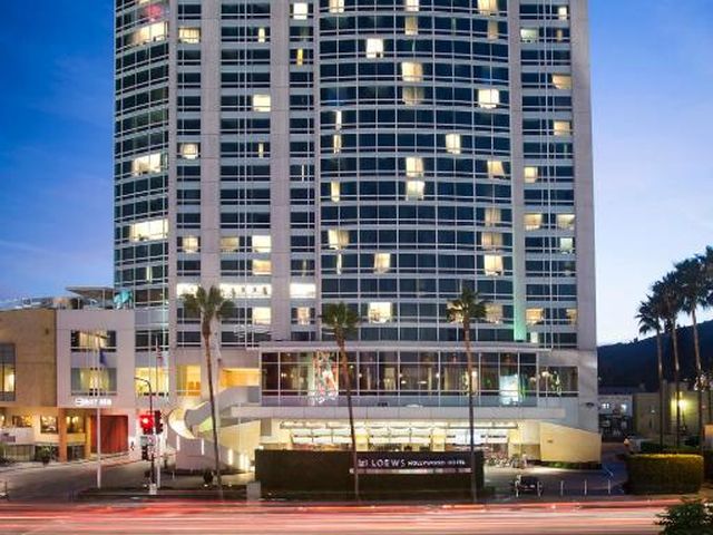 Loews Hollywood Hotel — 200 m away from Hollywood Walk of Fame