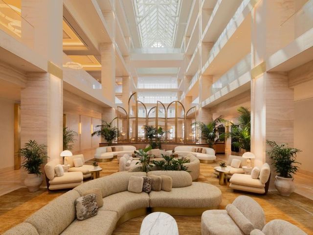 Regent Santa Monica Beach by IHG — 600 m away from Santa Monica Pier