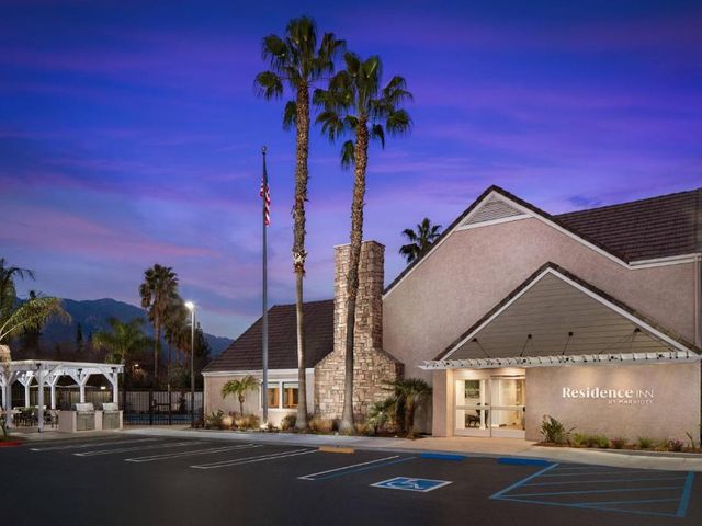 Residence Inn Pasadena Arcadia — 5 km away from City of Hope Comprehensive Cancer Center