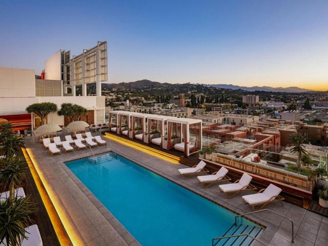 W Hollywood — 3.1 km away from Griffith Observatory