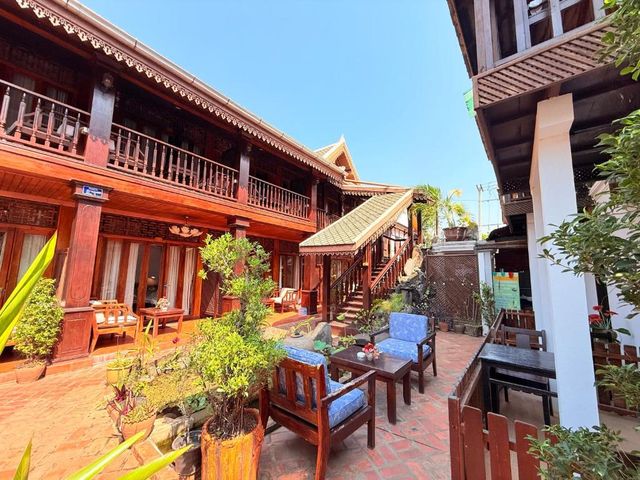 Chaluenxay Boutique Hotel & Travel — 18.4 km away from Pak Ou Caves Luang Prabang