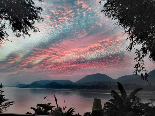 On The Mekong Resort — 19.2 km away from Kuang Si Falls Luang Prabang