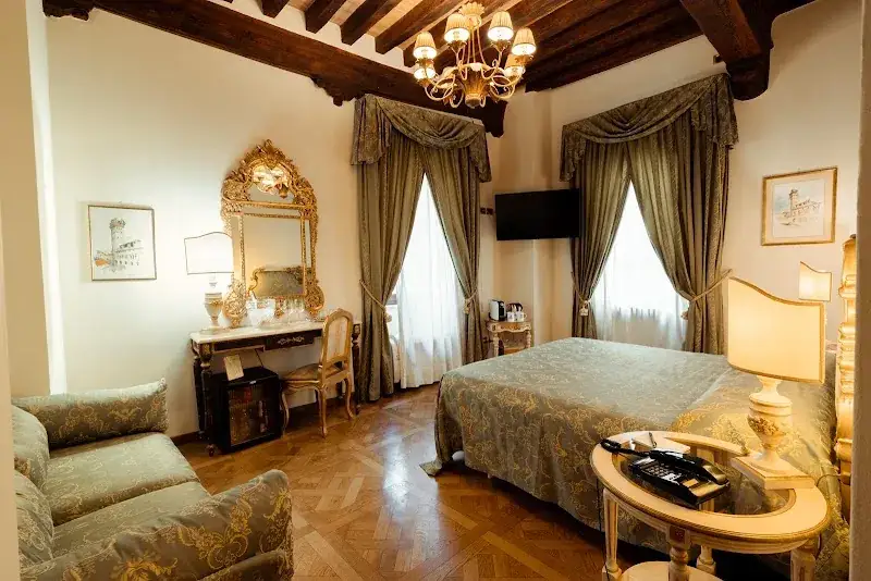 Hotels in Lucca