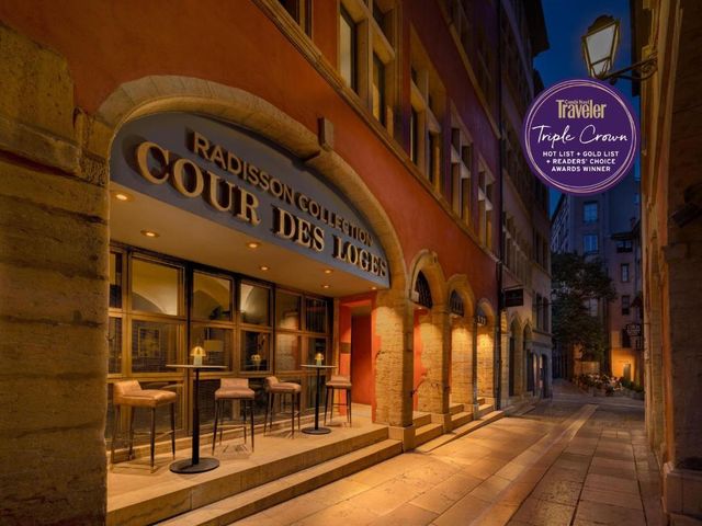 Cour des Loges Lyon, A Radisson Collection Hotel — 400 m away from Hospices Civils de Lyon