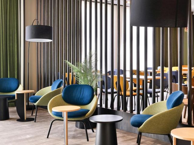 B&B HOTEL Madrid San Fermin — 800 m away from Caja Magica