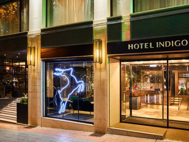 Hotel Indigo Madrid - Princesa by IHG — 1 km away from Complutense University