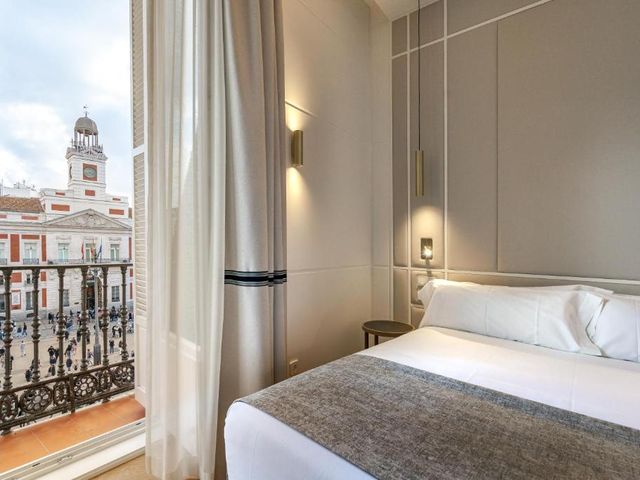 La Fonda de los Príncipes — 50 m away from Puerta del Sol
