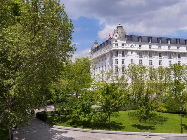Mandarin Oriental Ritz, Madrid — 200 m away from Prado Museum