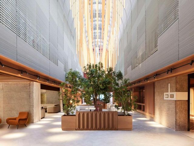 NH Collection Madrid Eurobuilding — 600 m away from Estadio Santiago Bernabeu