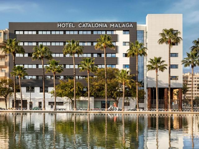 Catalonia Málaga — 4.7 km from the airport