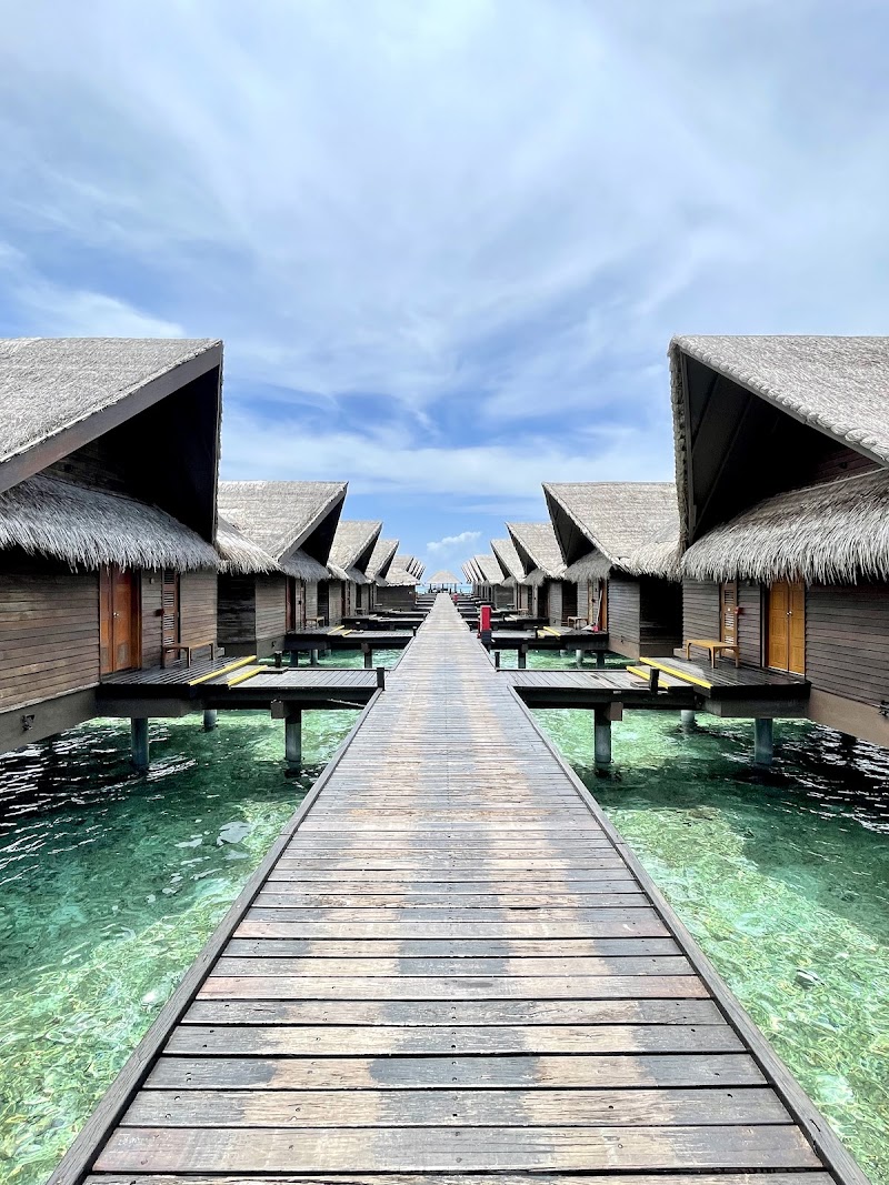 Adaaran Select Hudhuranfushi — North Malé Atoll