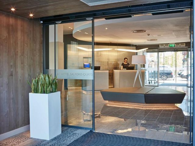 AC Hotel by Marriott Manchester Salford Quays — 1 km away from Old Trafford