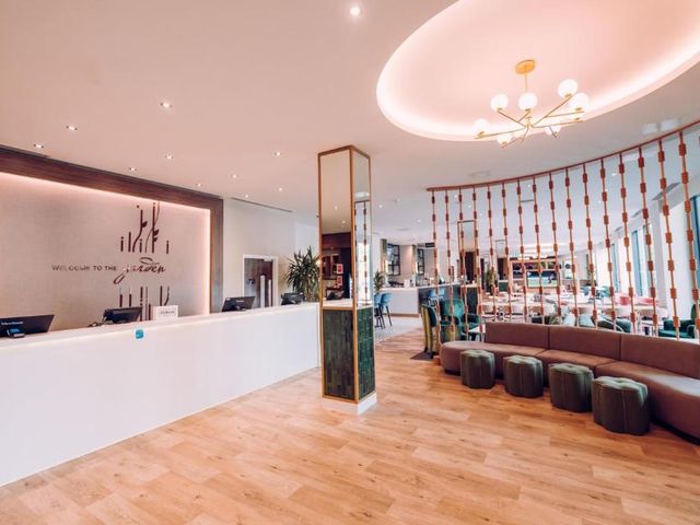 Hilton Garden Inn Manchester Emirates Old Trafford — 700 m away from Old Trafford