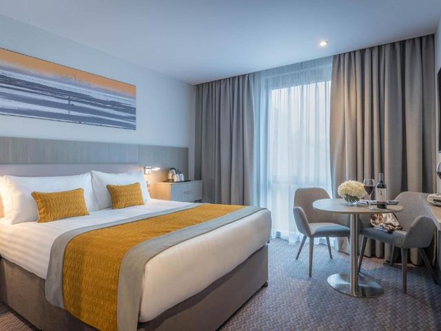 Maldron Hotel Manchester City Centre — 1.5 km away from Manchester Royal Infirmary