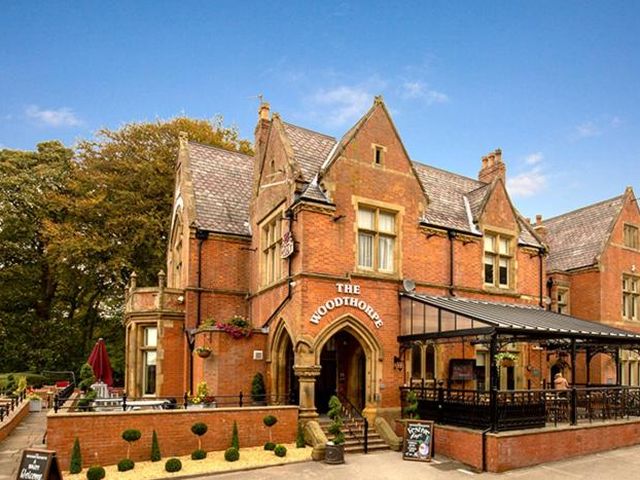 Woodthorpe Hotel — 1.3 km away from Parklife